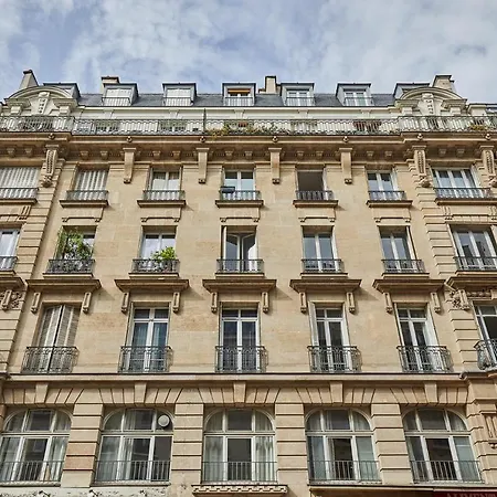 Center Of By Prestige * Paris